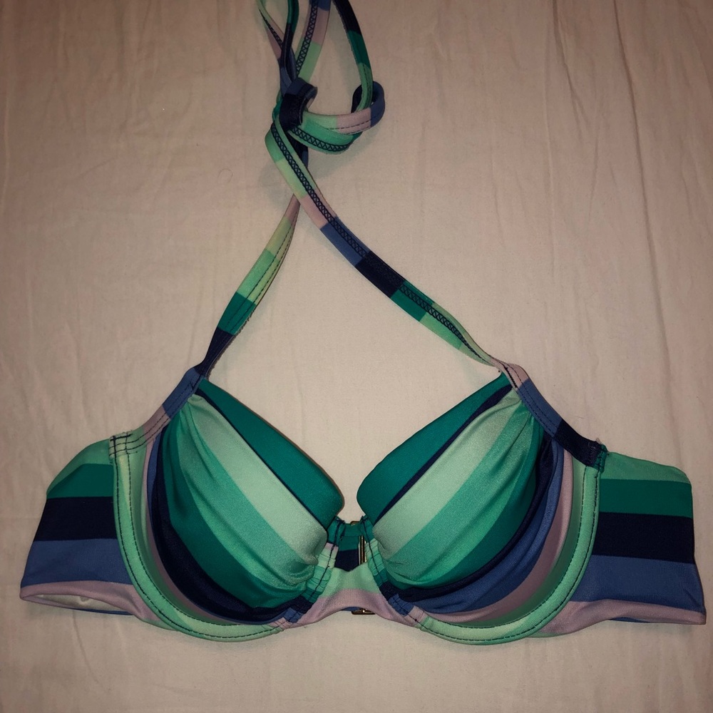 Victoria’s Secret Bikini Top
